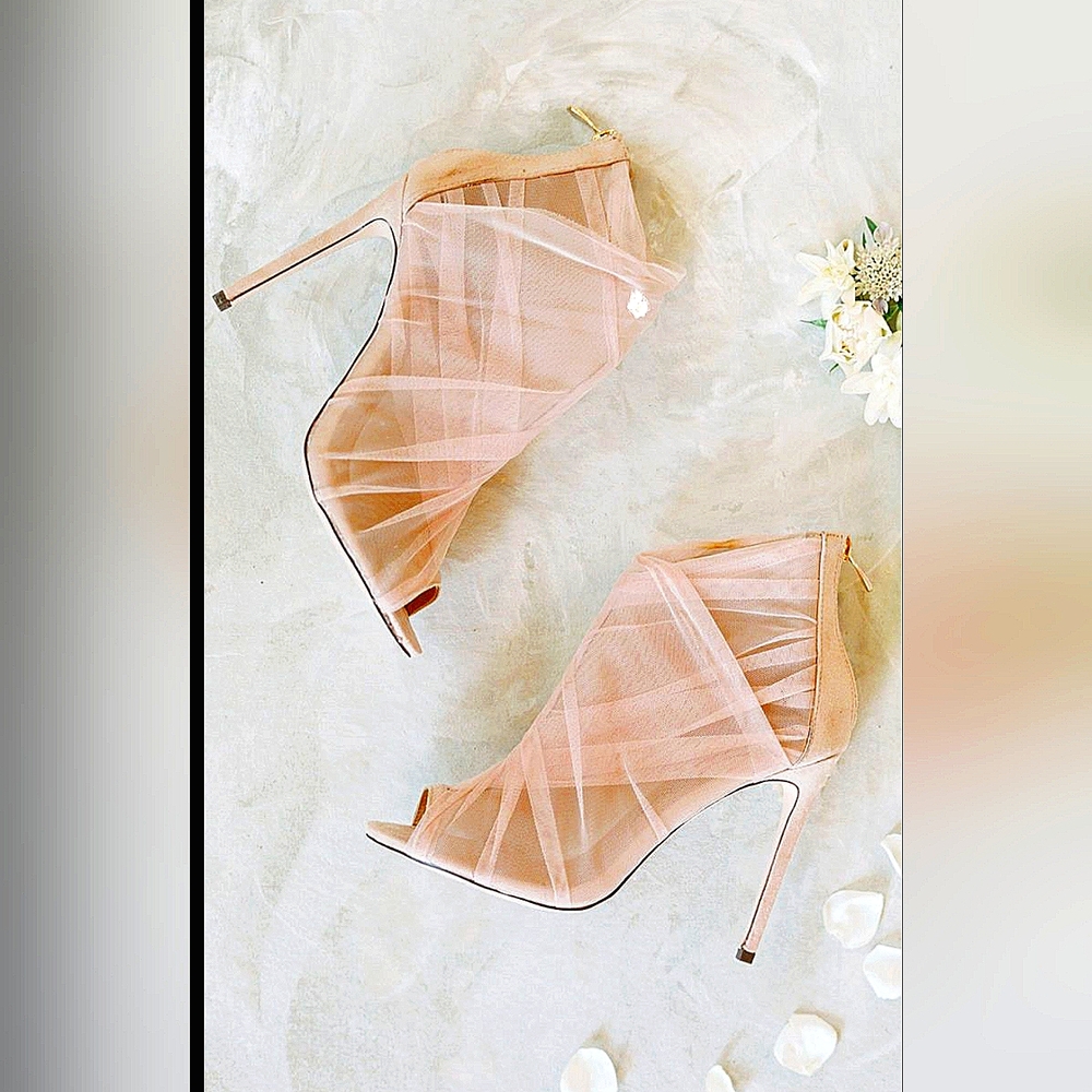 🩷Pink Bootie Stilettos NWOT🩷